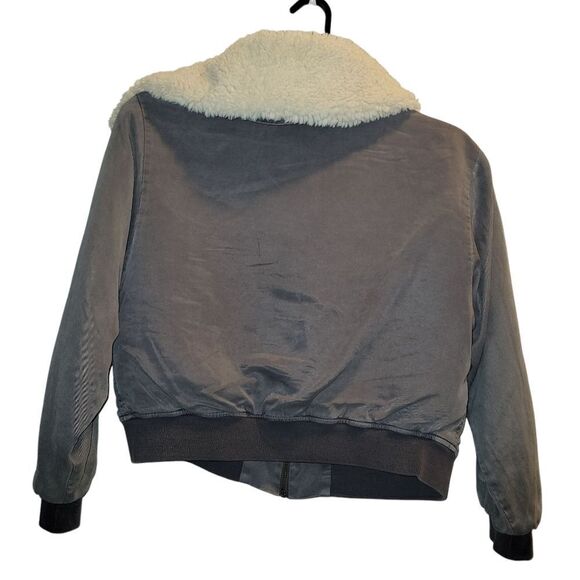 YOUNG FABULOUS & BROKE YFB Earhart Sherpa Collar Jacket Medium Cropped - Picture 3 of 9